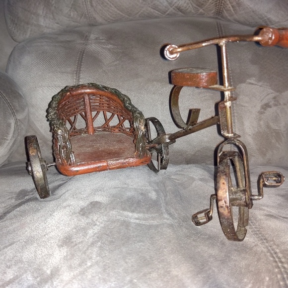 Vintage bicycle decor - Picture 2 of 3